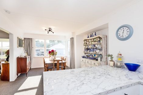 Photo of property in 52 Willis Street, Grasmere, Invercargill, 9810