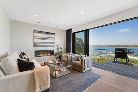 Photo of property in 47c Takutai Avenue, Half Moon Bay, Auckland, 2012