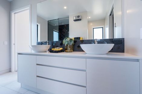 Photo of property in 16 Ledger Road, Atawhai, Nelson, 7010