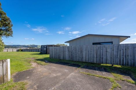 Photo of property in 15 Moewai Park Road, Whitianga, 3510