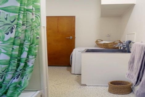 Photo of property in 71 Pirie Street, Mount Victoria, Wellington, 6011