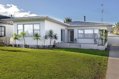 Photo of property in 171 Stout Street, Mangapapa, Gisborne, 4010