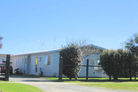Photo of property in 13 Morgan Crescent, Levin, 5510