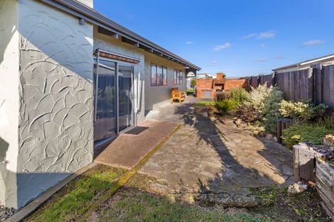 Photo of property in 53 Hinau Street, Castlecliff, Whanganui, 4501
