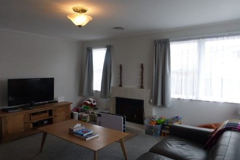 Photo of property in 36 Maui Pomare Street, Blockhouse Bay, Auckland, 0600