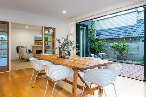 Photo of property in 1/16 Clifton Road, Hauraki, Auckland, 0622