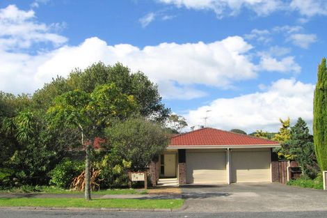 Photo of property in 24 Imogene Way, Half Moon Bay, Auckland, 2012