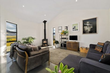 Photo of property in 4 Wanderer Lane, Jacks Point, Queenstown, 9371