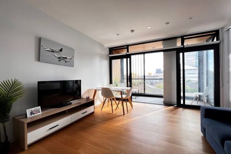 Photo of property in Frank Sargeson Apts, 204/74 Anzac Street, Takapuna, Auckland, 0622