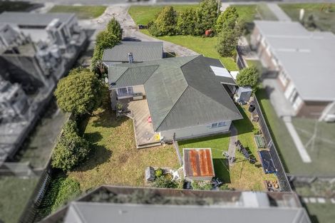 Photo of property in 5 The Strand, Wainuiomata, Lower Hutt, 5014