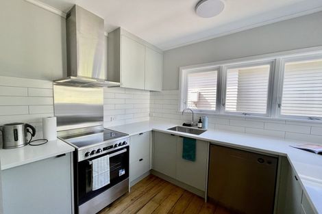 Photo of property in 1/40 Nile Road, Milford, Auckland, 0620