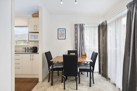 Photo of property in 4 Glen Norman Avenue, Henderson, Auckland, 0610