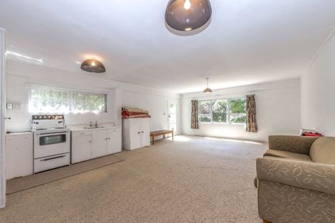 Photo of property in 27 Rimu Road, Stanmore Bay, Whangaparaoa, 0932