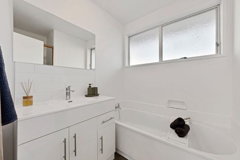 Photo of property in 75 Glenmore Avenue, Casebrook, Christchurch, 8051