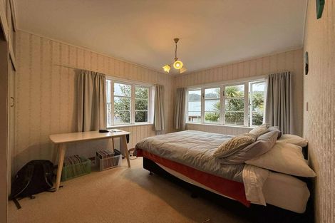 Photo of property in 84 Sunshine Avenue, Karori, Wellington, 6012