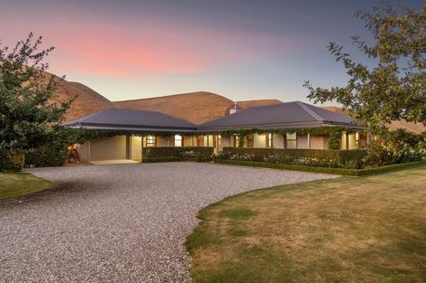 Photo of property in 333 Ardgour Road, Tarras, Cromwell, 9383