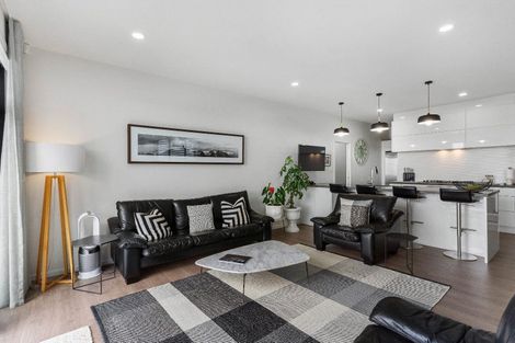 Photo of property in 106 Wainui Road, Silverdale, 0932