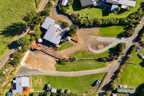 Photo of property in 173 Te Mahoe Road, Mokau, 4376