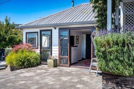 Photo of property in 17 Penlington Place, Akaroa, 7520