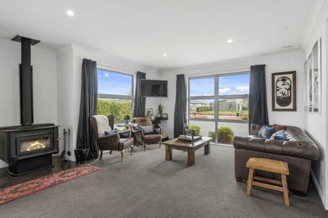 Photo of property in 25 Elizabeth Allen Drive, West Melton, 7618