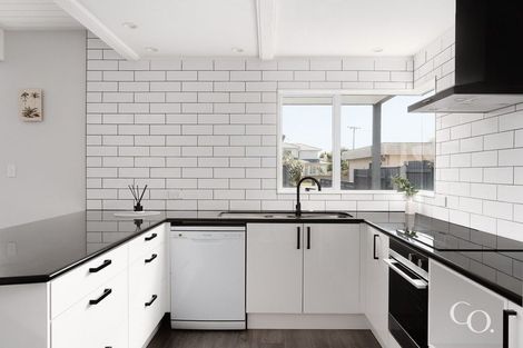 Photo of property in 20b Brinkley Road, Otumoetai, Tauranga, 3110