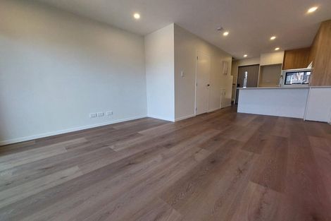 Photo of property in 7/474 West Coast Road, Glen Eden, Auckland, 0602