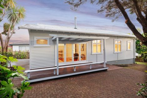 Photo of property in 10a Arawa Street, New Lynn, Auckland, 0600