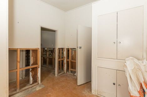 Photo of property in 15 Keppel Street, Porangahau, 4291