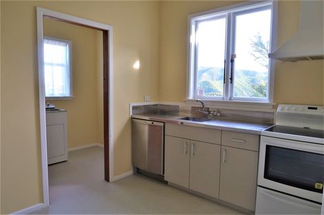 Photo of property in 168 The Ridgeway, Mornington, Wellington, 6021