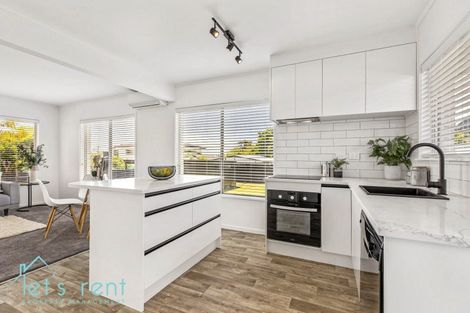 Photo of property in 2/25 Pinedale Place, Henderson, Auckland, 0610