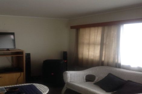 Photo of property in 2/4 Wolfe Street, Regent, Whangarei, 0112
