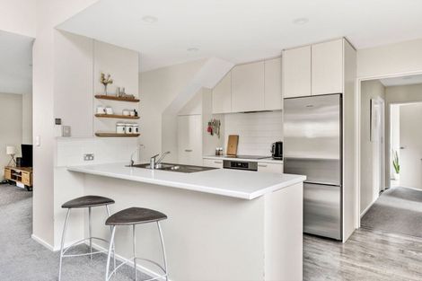 Photo of property in 29a Clare Street, Cambridge, 3434