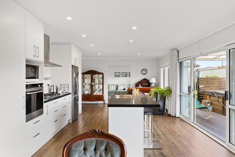 Photo of property in 12 O'sullivan Drive, Matamata, 3400