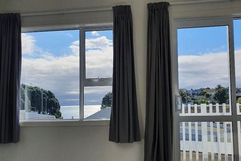 Photo of property in 9/22 Bay Drive, Titahi Bay, Porirua, 5022