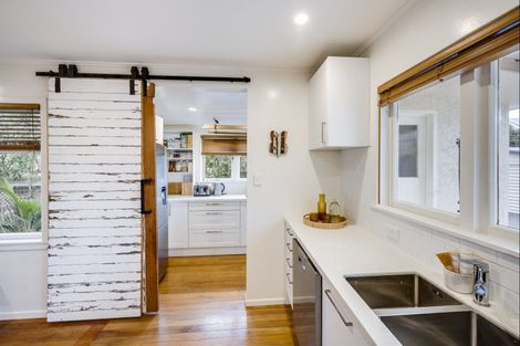 Photo of property in 47 Iona Road, Havelock North, 4130