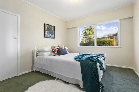 Photo of property in 14 Fowey Avenue, Te Atatu South, Auckland, 0610