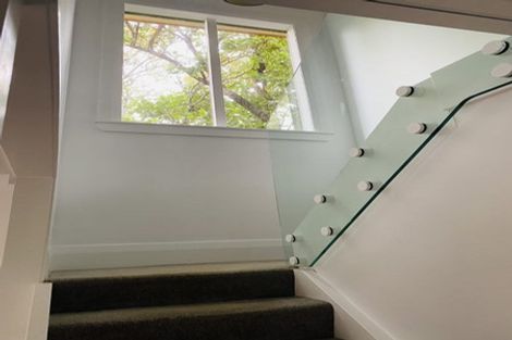 Photo of property in 233 Godley Road, Titirangi, Auckland, 0604