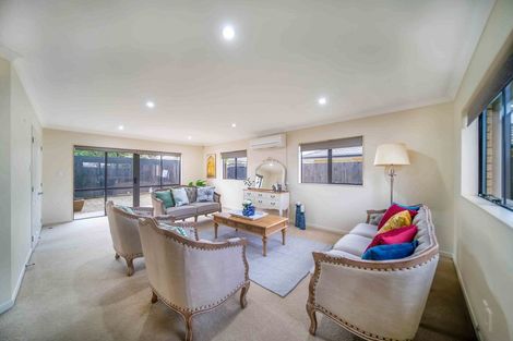 Photo of property in 22a Scott Road, Papakura, 2110