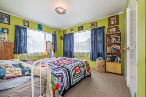 Photo of property in 9 Bush Street, Naenae, Lower Hutt, 5011