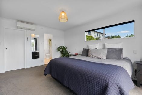 Photo of property in 21a Birdwood Avenue, Moturoa, New Plymouth, 4310