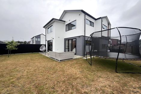 Photo of property in 8 Balmerino Lane, Wallaceville, Upper Hutt, 5018