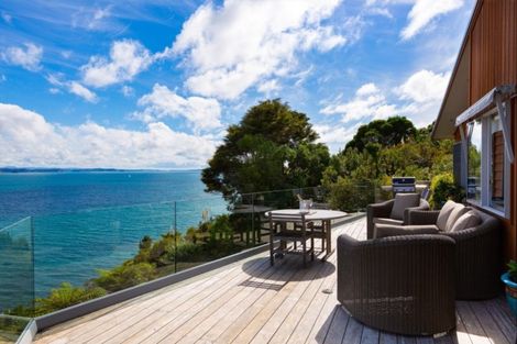 Photo of property in 41 Duncansby Road, Stanmore Bay, Whangaparaoa, 0932