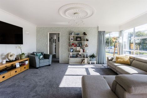 Photo of property in 33 Balfour Crescent, Riverlea, Hamilton, 3216