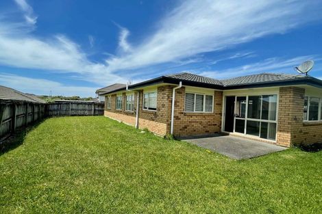 Photo of property in 28 Raphoe Road, Flat Bush, Auckland, 2019