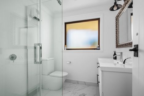 Photo of property in 2 Hart Place, Bridge Hill, Alexandra, 9320