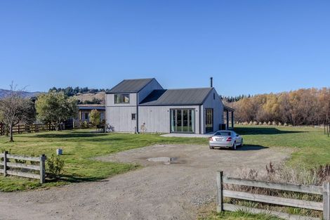 Photo of property in 2/19 Monteith Road, Albert Town, Wanaka, 9382