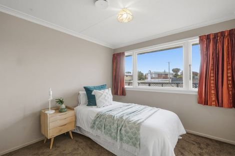 Photo of property in 1 Braemar Street, Kew, Invercargill, 9812