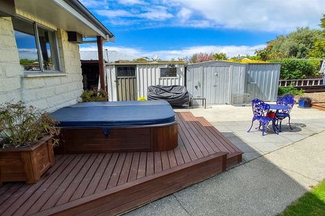 Photo of property in 9 Balmoral Street, Waimate, 7924