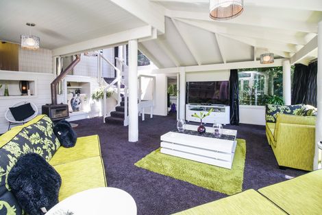 Photo of property in 40 Tanekaha Road, Titirangi, Auckland, 0604