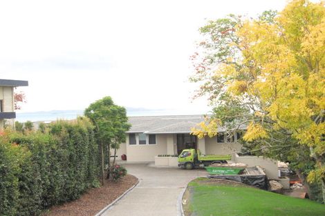 Photo of property in 16 Page Point, Mellons Bay, Auckland, 2014